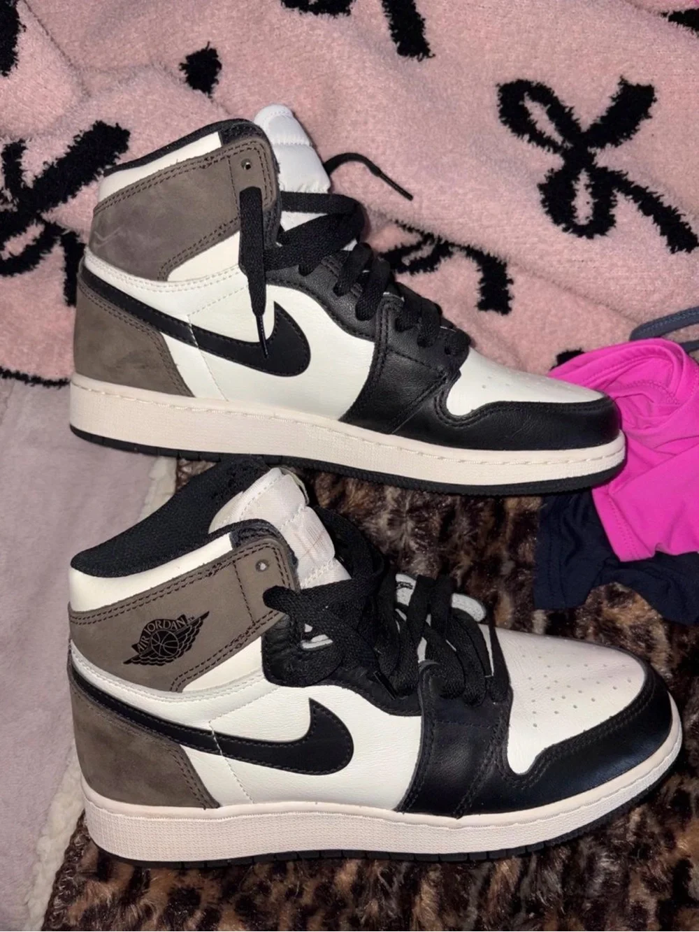 Jordan 1 Retro High - White/Black/Dark Mocha